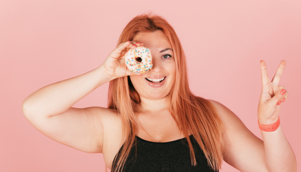 Aprende a vivir sin atracones - Voces en Calma - Historia de Debbie - Francela Jaikel Psicóloga Especialista en Trastornos Alimentarios